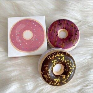 MAKEUP REVOLUTION  PALETTE & SPONGE BUNDLE-NEW